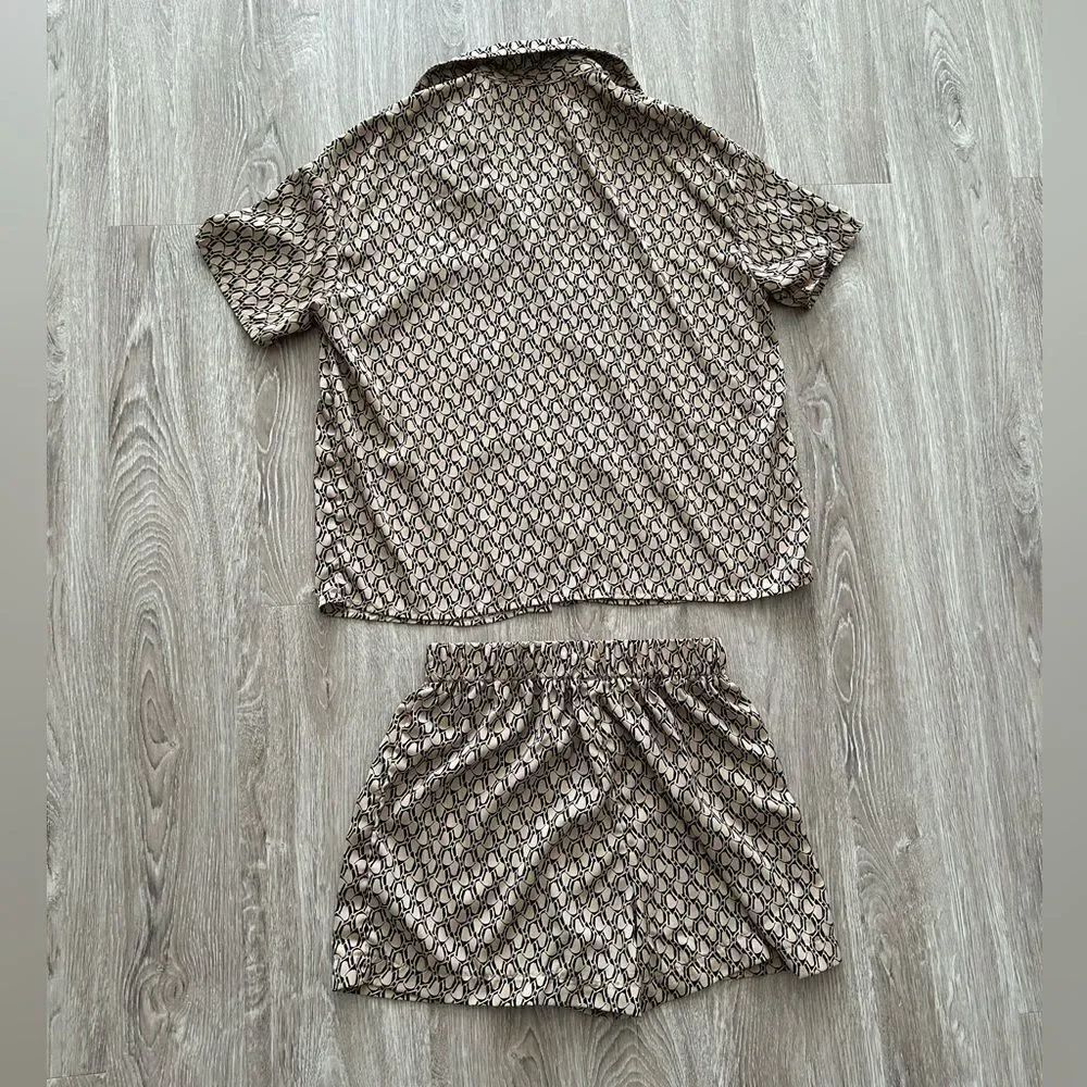 Printed 2 Piece Set - Picture 9 of 9